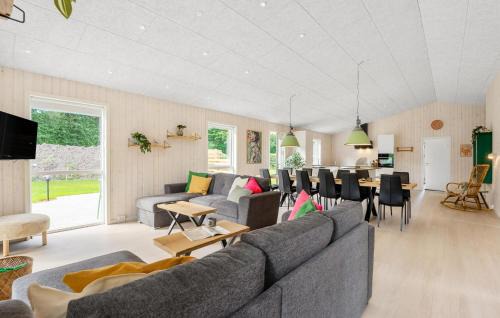 Harlev Casa | Nice Home In Hemmet With Wifi