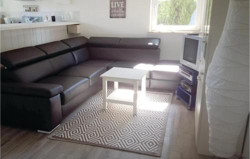 Hohen Wieschendorf Casa | Nice Home In Hohen Wieschendorf With Wifi