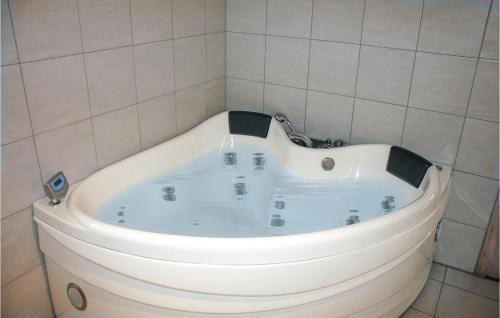Kopingsvik Casa | Nice Home In Köpingsvik With Sauna