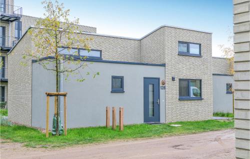 Lembruch Casa | Nice Home In Lembruchdümmer See