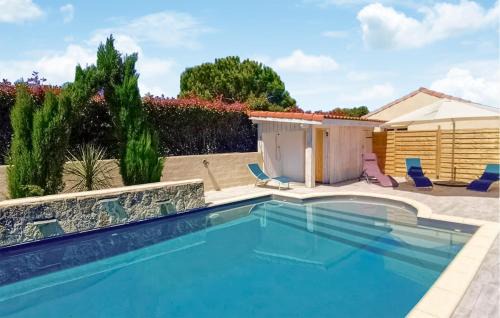 Linxe Casa | Nice Home In Linxe With Kitchen