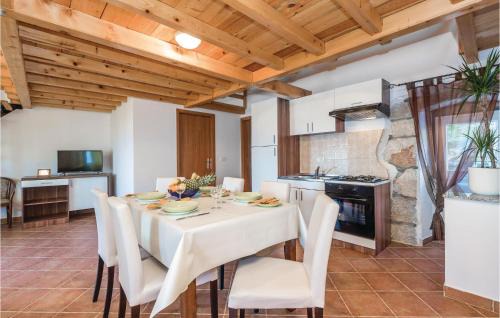 Obrs Casa | Nice Home In Moscenicka Draga