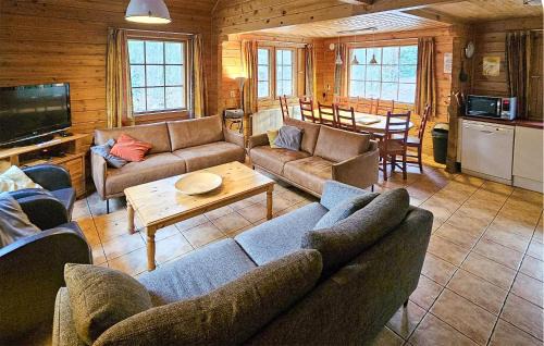 Neede Casa | Nice Home In Neede With Sauna
