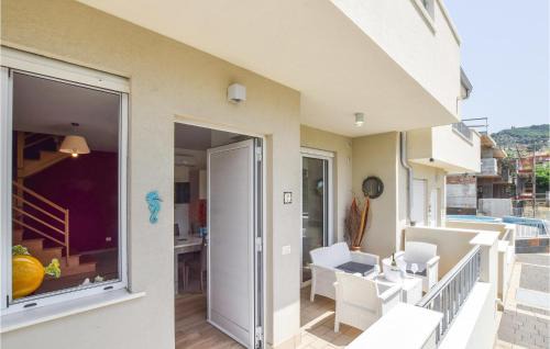 Nocera Scalo Casa | Nice Home In Nocera Terinese With Wifi