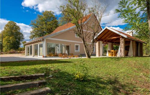 Otocac Casa | Nice Home In Otocac With Sauna