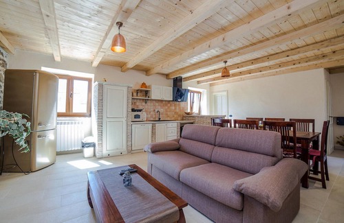 Antonci Casa | Bonita casa en Porec con sauna