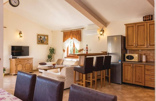 Valtura Casa | Bonita casa en Pula con WiFi
