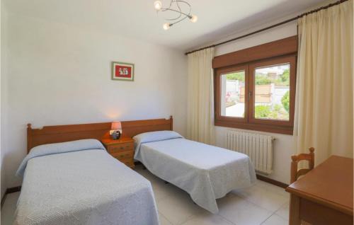 Samieira Casa | Nice Home In Raxo With Wifi