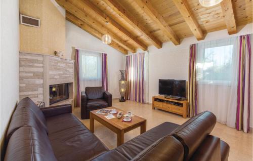 Rezanci Casa | Nice Home In Rezanci With Wifi