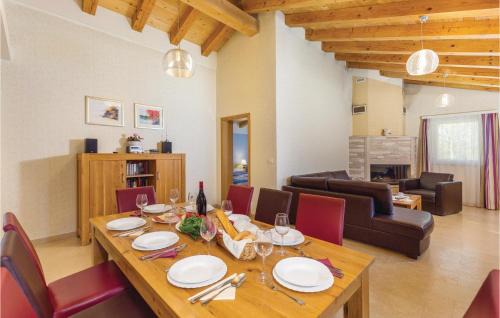 Rezanci Casa | Nice Home In Rezanci With Wifi
