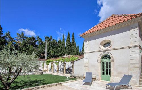 Rochefort-du-Gard Casa | Nice Home In Rochefort-Du-Gard