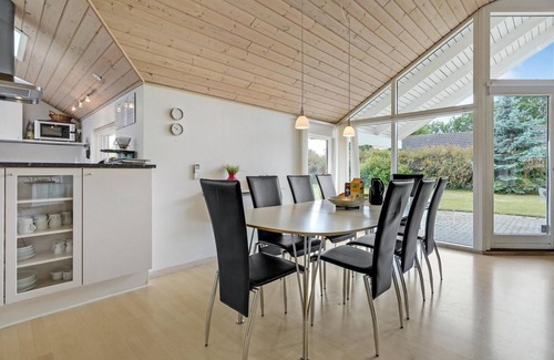 Kramnitse Casa | Acogedora casa en Rødby con WiFi