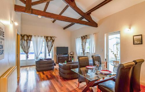 Savignac-sur-Leyze Casa | Nice Home In Savignac-Sur-Leyze