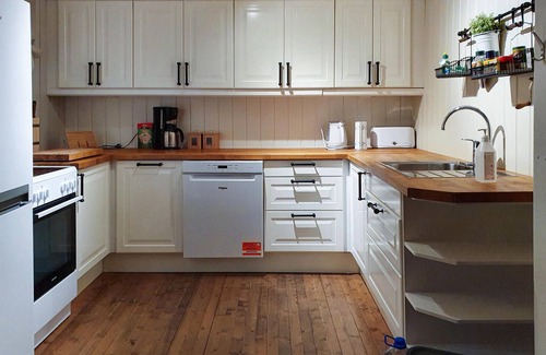 Oyer Casa | Nice home in Sjusjoen