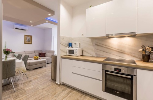 Solin Casa | Bonita casa en Solin con WiFi