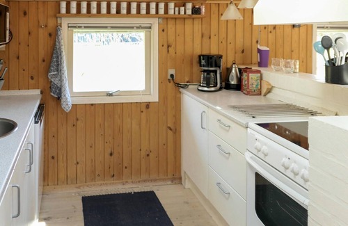 Strandby Casa | Bonita casa en Strandby con cocina.