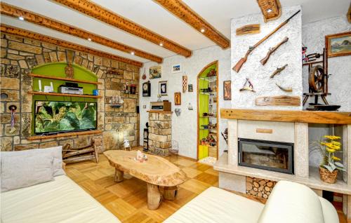Plano Casa | Nice Home In Trogir With House Sea View