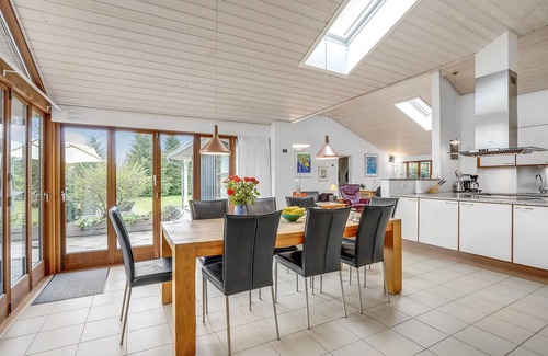 Bøtø By Casa | Bonita casa en Væggerløse con sauna
