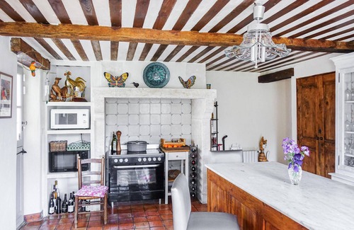 Venasque Casa | Bonita casa en Venasque con cocina