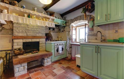 Cres Casa | Nice Home In Vidovici With Wifi