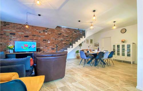 Cove Tri Zala (Zrnovo) Casa | Nice Home In Vrgorac With Wifi