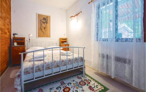 Zrnovnica Casa | Nice Home In Zrnovnica