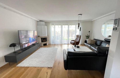 Stocken Apartamento | Nice House, 5 rooms, garden, free parking, SmartTV