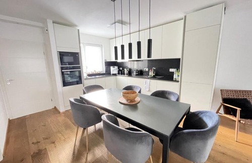 Stocken Apartamento | Nice House, 5 rooms, garden, free parking, SmartTV