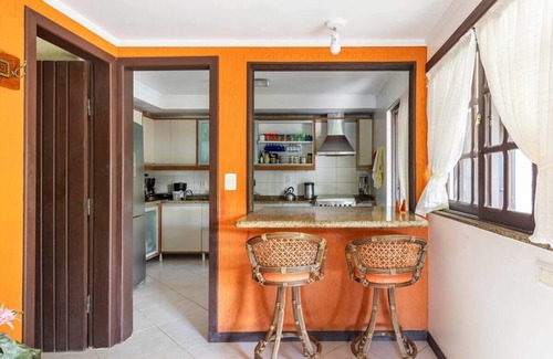 Porto da Lagoa Casa | Hermosa casa de excelente nivel y confort, con piscina, barbacoa y jardín.