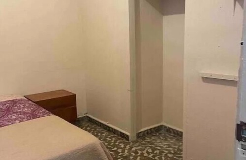 Mayaguez Pueblo Casa | Nice House near University of Mayaguez with covered and gated car parking.