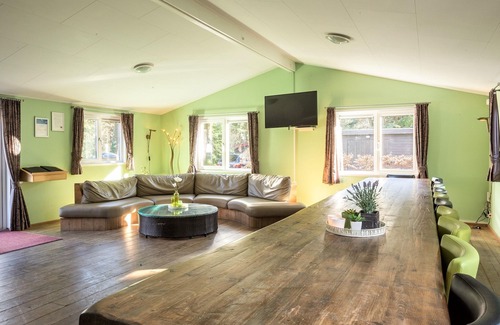 De Bult Casa | Ideal casa con diseño especial, rodeada de bosque