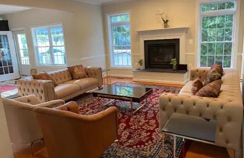 Groveton Casa | Nice House