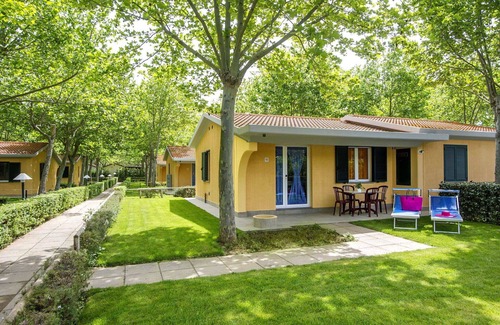 Le Rocchette Casa | Hermoso apartamento en villa para 5 personas con WIFI, piscina, A/C, TV, patio y aparcamiento