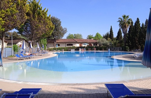 Viareggio Casa | Nice mobile home, with veranda, on the family camping Paradiso