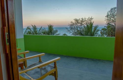 Pottuvil Division 2 Hotel | Nice Place Beach Hotel