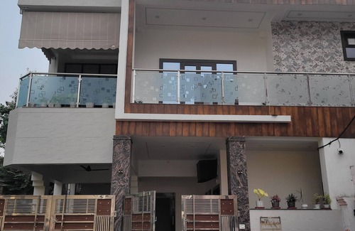 Civil Lines Casa | Nice place to spend time and soak in the local culture and cuisine