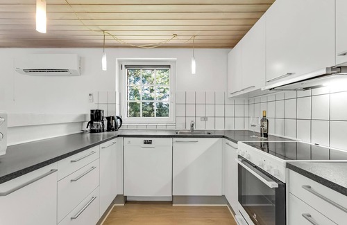 Klegod Strand Cabaña | Nice pool house for 12 persons - 1021