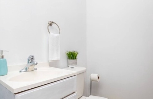 Hartford Condominio | Nice Private Condo in Hartford