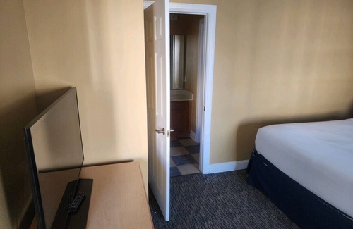 Myrtle Beach Complejo | Nice quiet area, 10 min from the beach, indoor/outdoor pools, jacuzzi in room