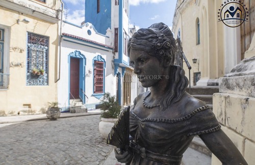 Old Havana Apartamento | Nice & quiet area in downtown & WiFi