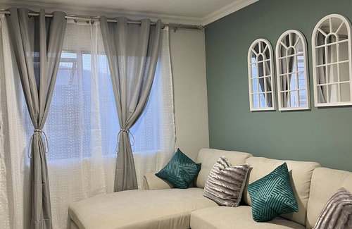 Greater Johannesburg Metropolitan Area Apartamento | Nice & quite place , next to jabulani mall