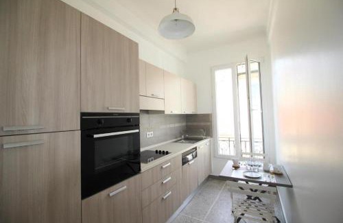 Lepante Quarter Apartamento | Nice Renting - NOTRE DAME - Cosy Loft Perfect View on the roofs