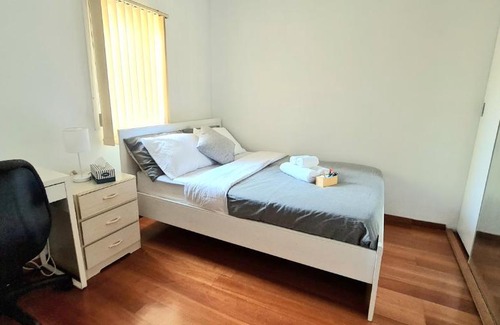Broadmeadows Casa | Nice room close to Melb Airport