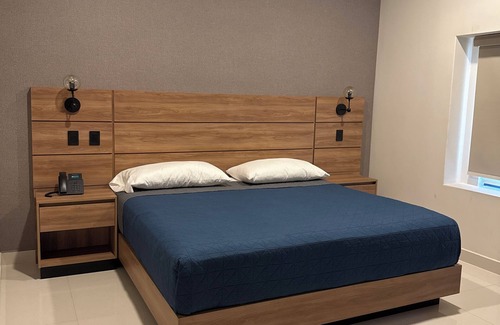 Tres Ríos Hotel | Agradable Habitación en Culiacán. 204.
