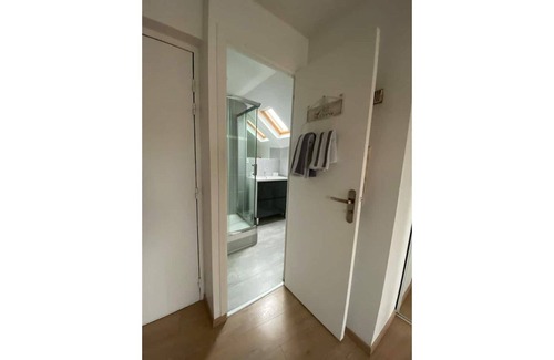 Quartier de France Apartamento | Nice studio near the parks and the city center district of France