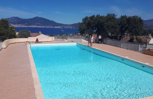 Albitreccia Apartamento | Nice T4 with pool and balcony in Grosseto-Prugna