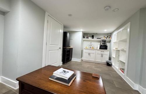 Brookland Apartamento | NIce Updated Basement in DC near transportation