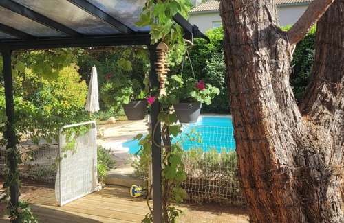 Meyreuil Villa | Bonito chalet con encanto con piscina, 3 dormitorios, cerca de Aix en Provenza