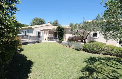 Aureille Casa | Nice villa with heated swimming pool, in Aureille, 8 persons