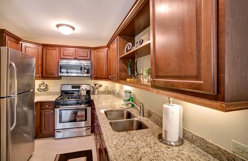 Central Vermont- Killington Condominio | Esquí en / esquíe directamente desde su puerta con piscina, jacuzzi y gimnasio